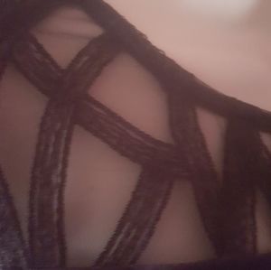 Beautiful Floral print dress.The back is solid bla